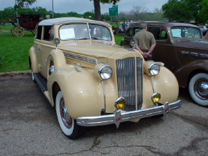 1939 Packard 1701 Eight